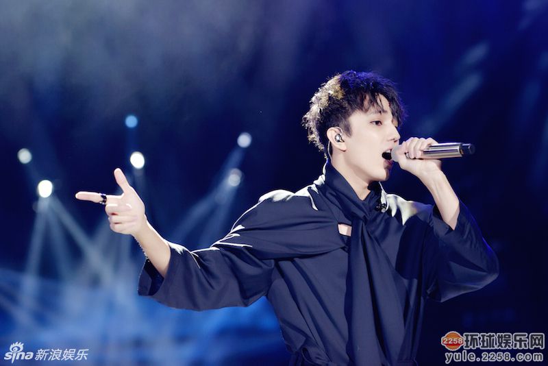 迪玛希为什么被禁唱演出(迪玛希在美国的演唱会成功吗) 迪玛希为什么被禁唱演出(迪玛希在美国的演唱会成功吗)