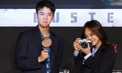 金世正否认与吴世勋恋情(吴世勋ins晒金世正合照)