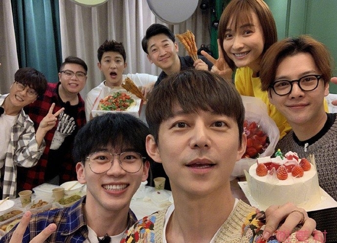 费启鸣为什么这么红？费启鸣上疯狂衣橱第几