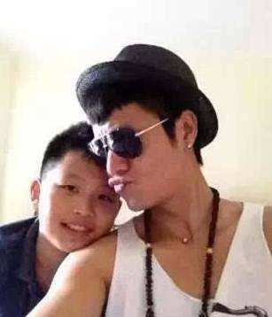 袁泉和陈坤为何那么像(陈坤和袁泉是同学吗)