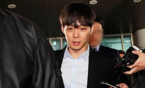 韩国艺人郑俊英涉集体性侵获刑5年(郑俊英被判几年)