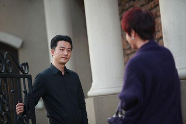 黄轩蒋雯丽天涯扒皮姐弟恋细节(蒋雯丽与黄轩关系)