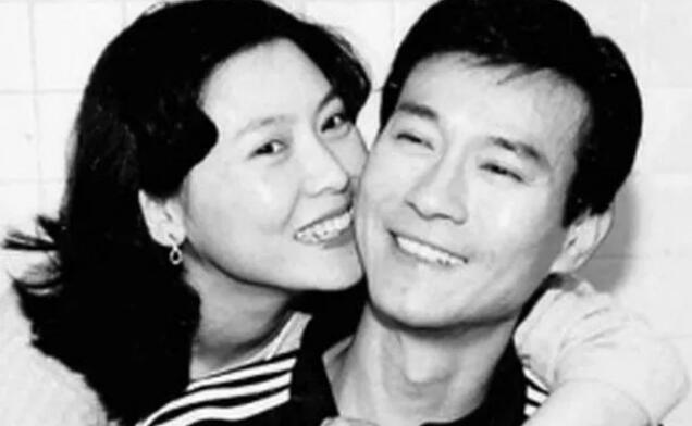 郑少秋沈殿霞感情纠葛始末(郑少秋和沈殿霞是真爱吗)