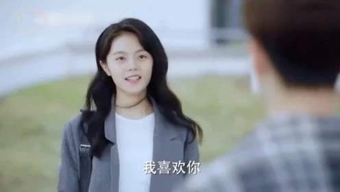 赵今麦胡先煦吻照二人什么关系(赵今麦和胡先煦的关系)