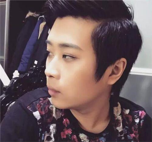 卢本伟牛B是什么梗？卢本伟为什么不和大官