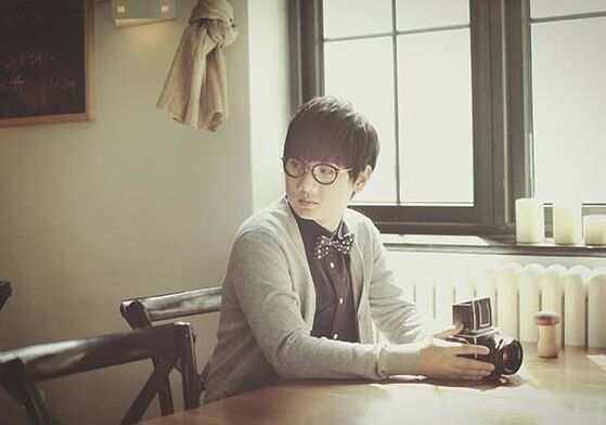 汪苏泷靳梦佳恋情曝光姿态亲昵(靳梦佳承认与汪苏泷分手)