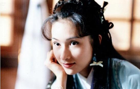 杨恭如酒店浴室门全裸洗澡被偷拍