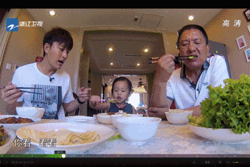 甜馨的好尴尬动态图(甜馨表情包微信动图) 甜馨的好尴尬动态图(甜馨表情包微信动图)