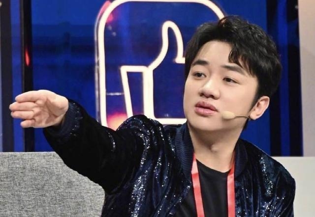 王祖蓝因钟嘉欣辞职具体详情(王祖蓝李嘉欣)