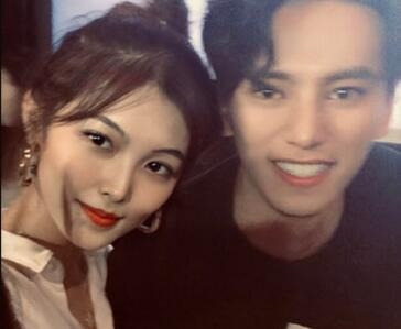 网曝张雨绮接替谢娜主持快本，丁程鑫也一同(快本丁程鑫模仿谢娜哪一期)