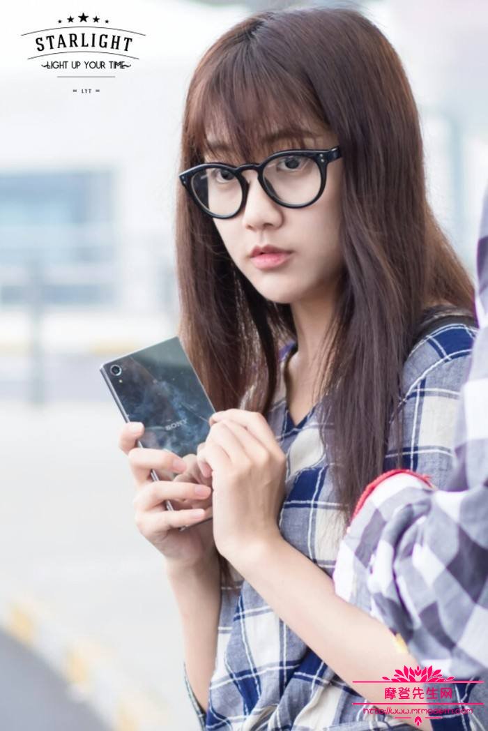 李艺彤和黄婷婷微博吵架截图(李艺彤黄婷婷和好了吗)