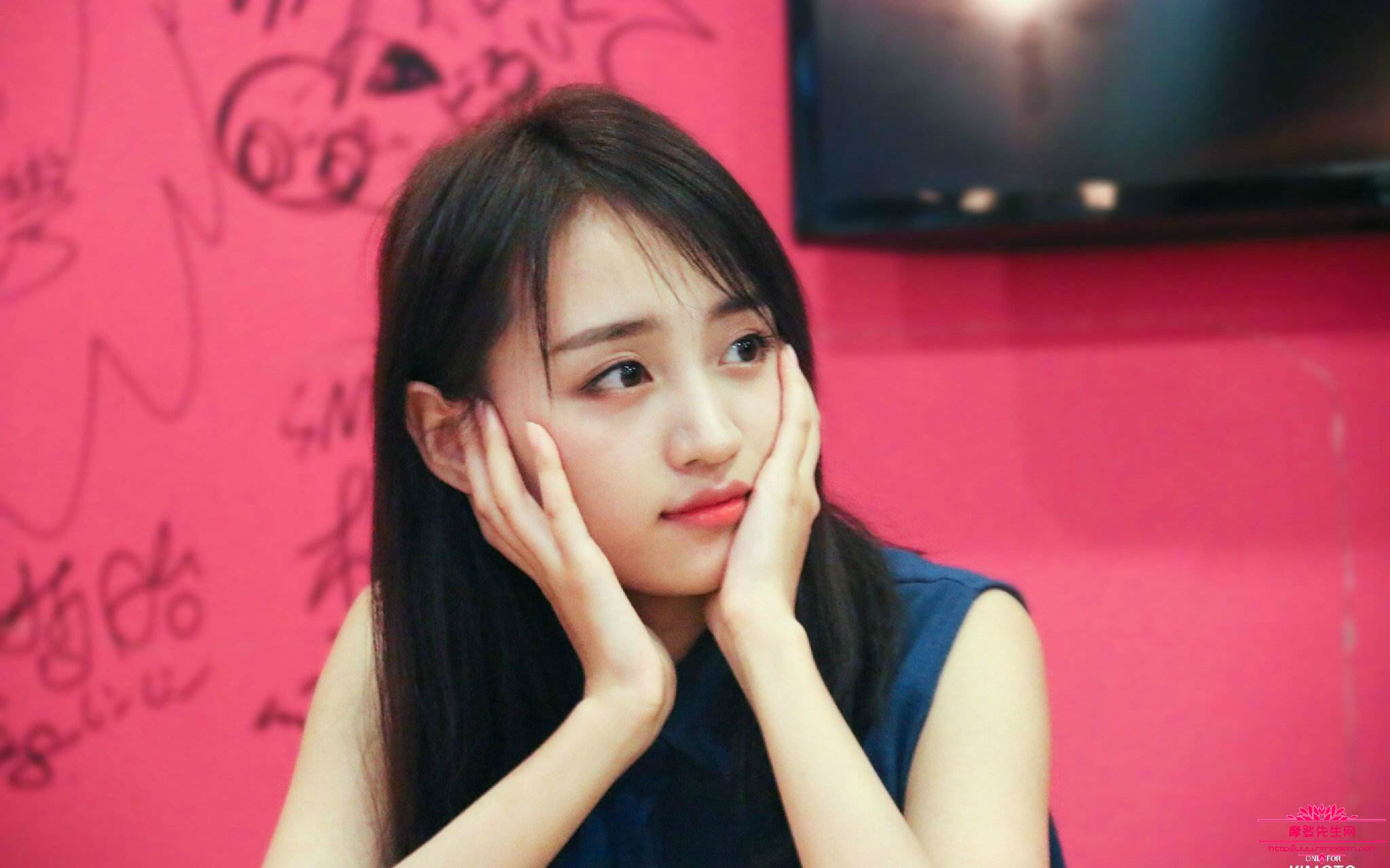 李艺彤和黄婷婷微博吵架截图(李艺彤黄婷婷和好了吗)