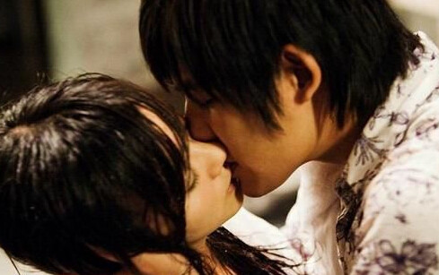 喻虹渊很像许玮伦的照片