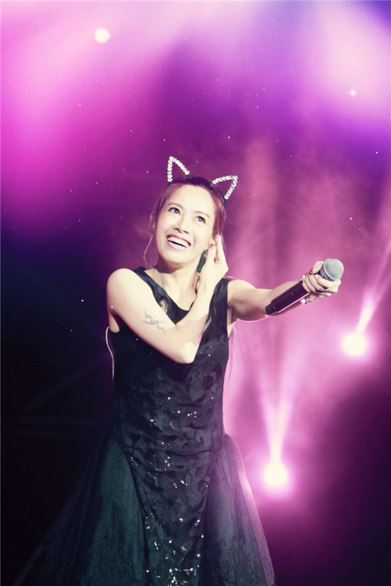 徐怀钰为什么沦落至此？徐怀钰的老公资料照(徐怀钰现在照片)