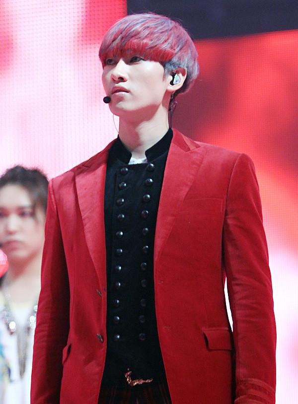 李赫宰李东海粉红事件怎么回事？李赫宰喜欢