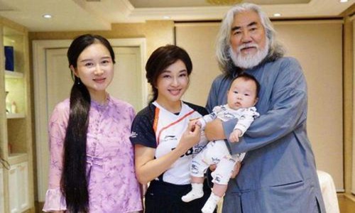 张纪中承认再婚杜星霖(杜星霖自曝嫁张纪中原因)