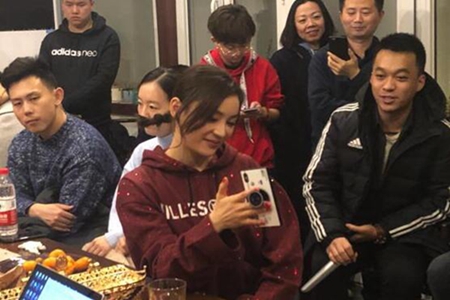 宅男女神赵奕欢原来是个运动爱好者(赵奕欢身材好吗)