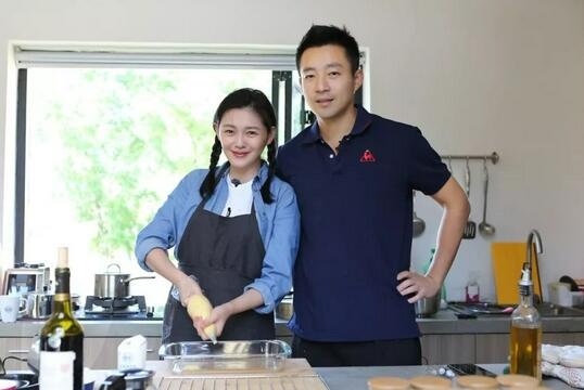 汪小菲被曝已有新欢(汪小菲官宣离婚了)