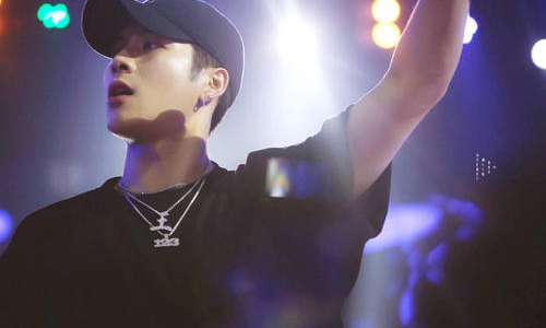 王嘉尔取消麦田音乐节活动(麦田音乐节取消了吗)