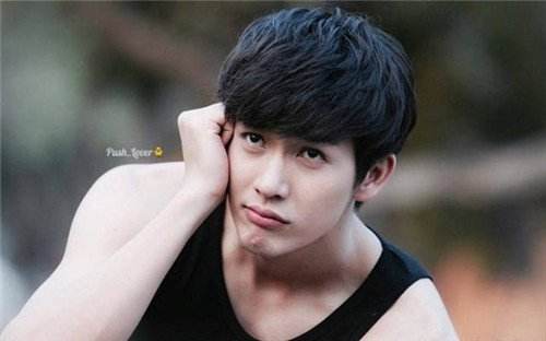 普提查·克瑟辛整容前照片(普提查·克瑟辛太帅了)