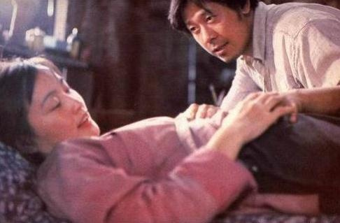 刘晓庆卸妆前后对比图(刘晓庆卸妆后的真实模样)