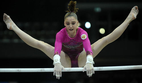 穆斯塔芬娜自由操视频