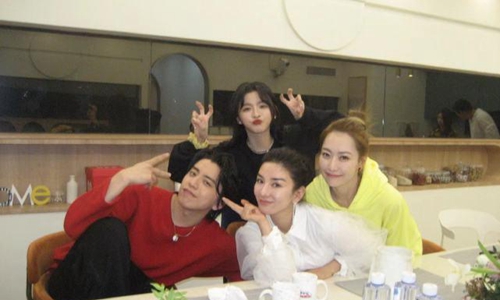 王大陆蔡卓宜拥吻被拍(王大陆蔡卓宜牵手成功)