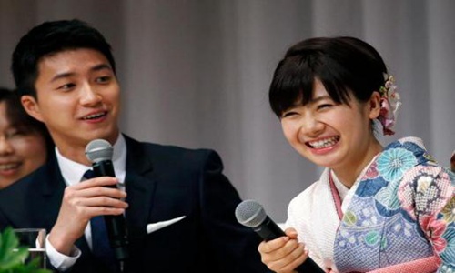 福原爱挺孕肚领奖高达30万(福原爱怀孕大肚子)