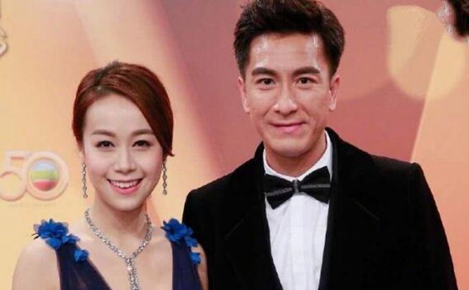 许志安演唱会遭嘘粉丝当场起哄(许志安借你耳朵听演唱会) 许志安演唱会遭嘘粉丝当场起哄(许志安借你耳朵听演唱会)