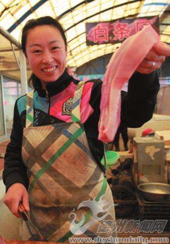 杀猪姐穆俊霞出场费多少？穆俊霞杀猪现场实