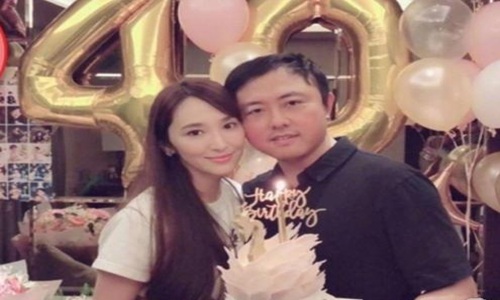 吴佩慈五年生四胎后首露面(吴佩慈第四胎)