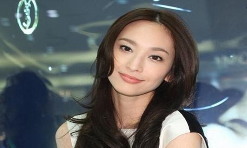 吴佩慈五年生四胎后首露面(吴佩慈第四胎)