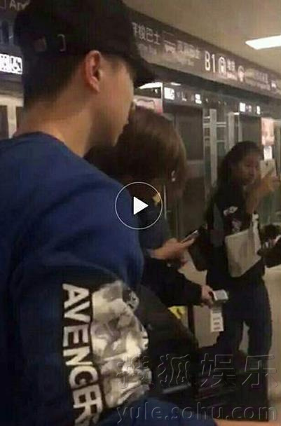 虹桥一姐龚玉雯为什么走红？虹桥一姐表情包(虹桥一姐人气暴涨大个女粉丝紧随左右)