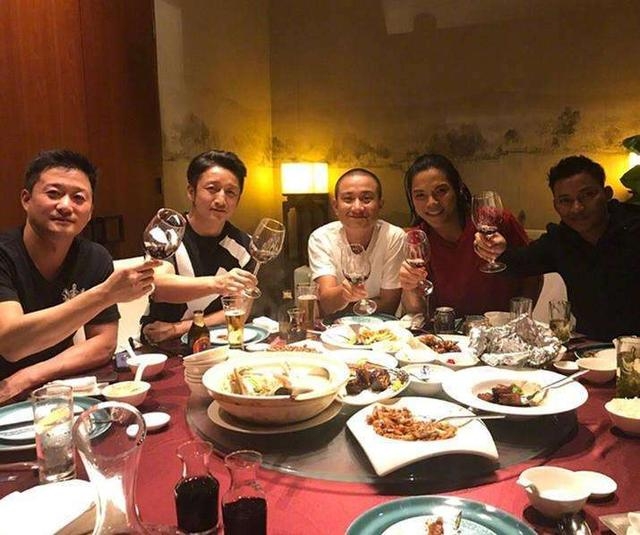 娱乐圈不为人知的秘密(娱乐圈不为人知的秘密 百度网盘) 娱乐圈不为人知的秘密(娱乐圈不为人知的秘密 百度网盘)