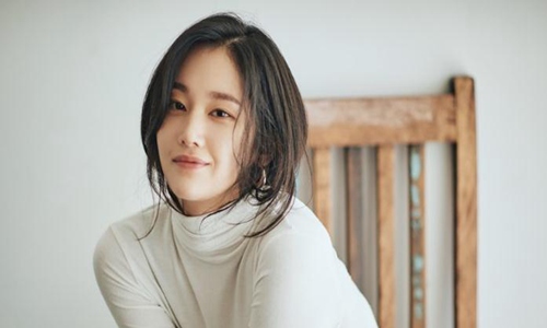 全钟瑞李忠贤官宣恋情