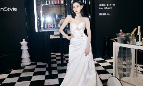 张天爱大秀火热身材上热搜(张天爱参加好身材)