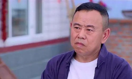 潘长江老婆杨云照片(潘长江老婆杨云个人简历)