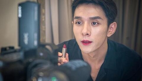 金玉婷穿紧身裤的照片(金玉婷腿长)