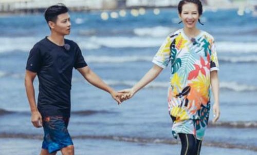 蔡少芬孕肚照曝光获张晋搀扶(蔡少芬三胎大肚照) 蔡少芬孕肚照曝光获张晋搀扶(蔡少芬三胎大肚照)