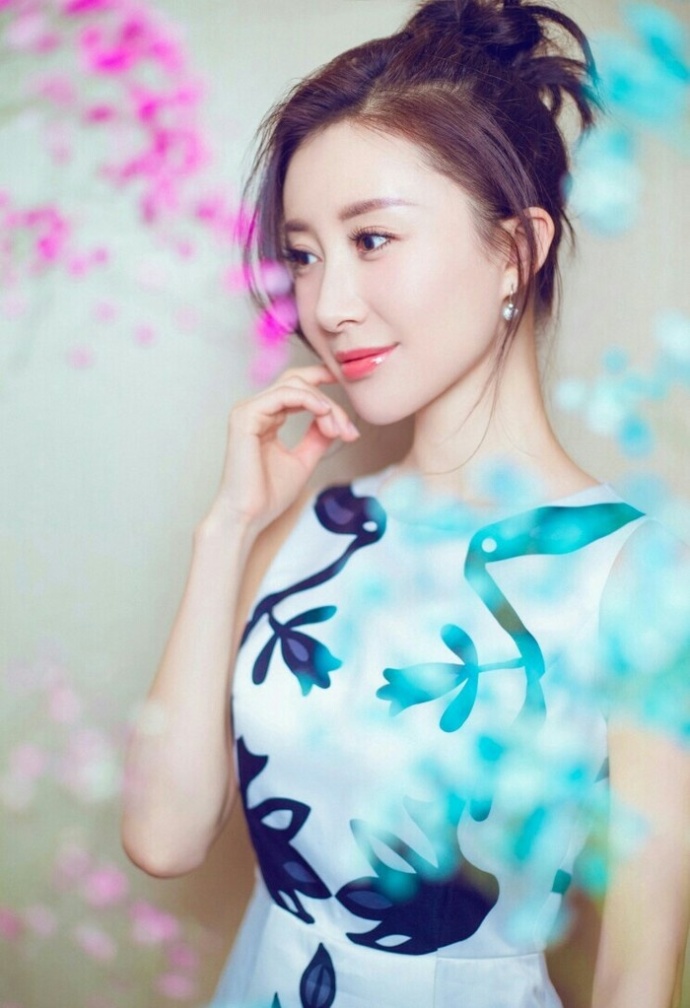 舒畅为什么没有男朋友?舒畅的父母到底是谁 舒畅为什么没有男朋友?舒畅的父母到底是谁