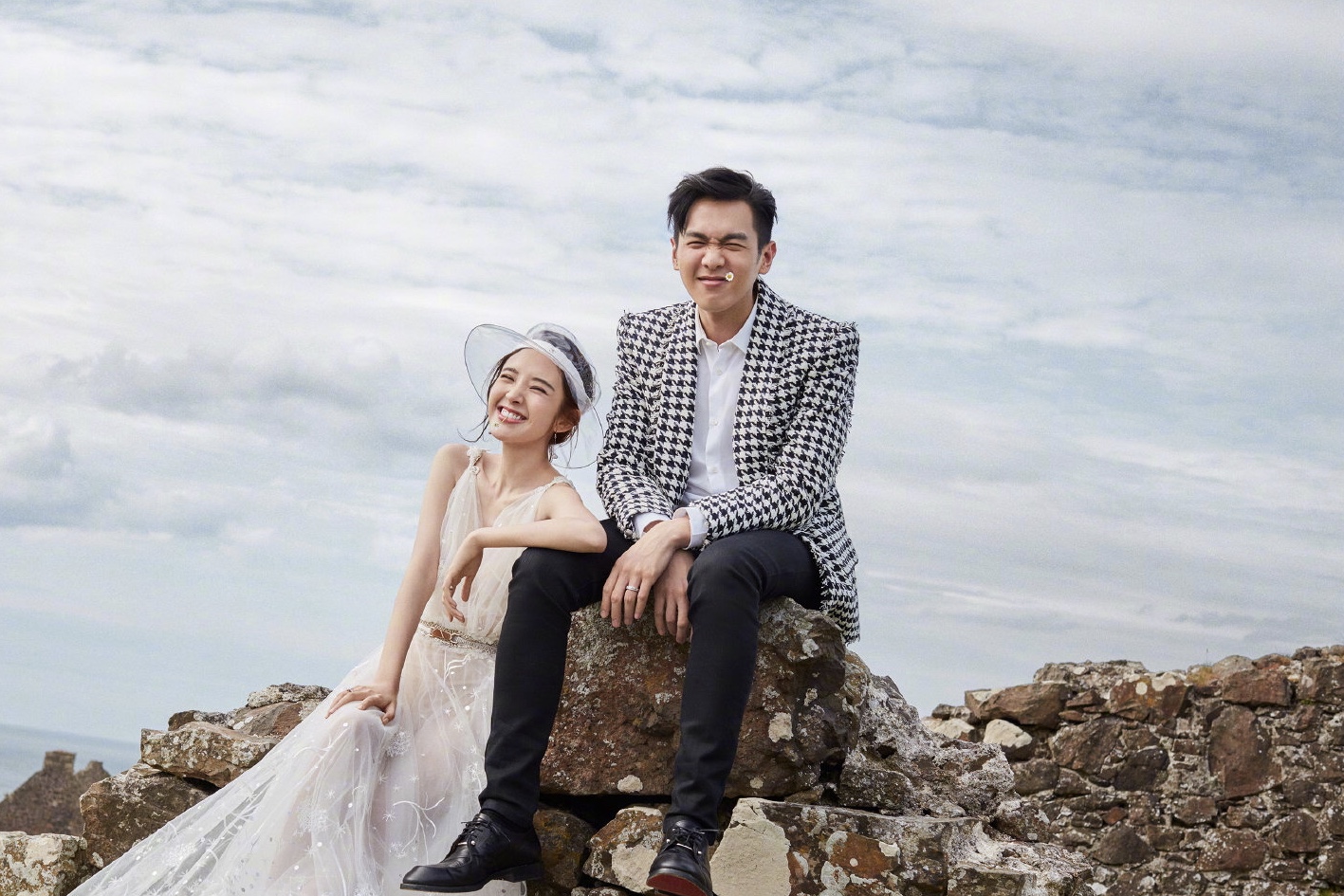 唐艺昕为张若昀庆生,两人同框甜度爆表 唐艺昕为张若昀庆生,两人同框甜度爆表