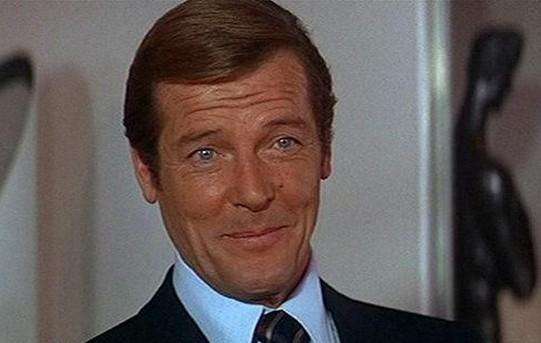 罗杰摩尔为什么是爵士?罗杰摩尔最帅照片全(罗杰摩尔年轻时) 罗杰摩尔为什么是爵士?罗杰摩尔最帅照片全(罗杰摩尔年轻时)